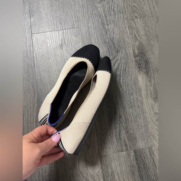 Rothy’s the Square in Tuxedo - Picture 4 of 8